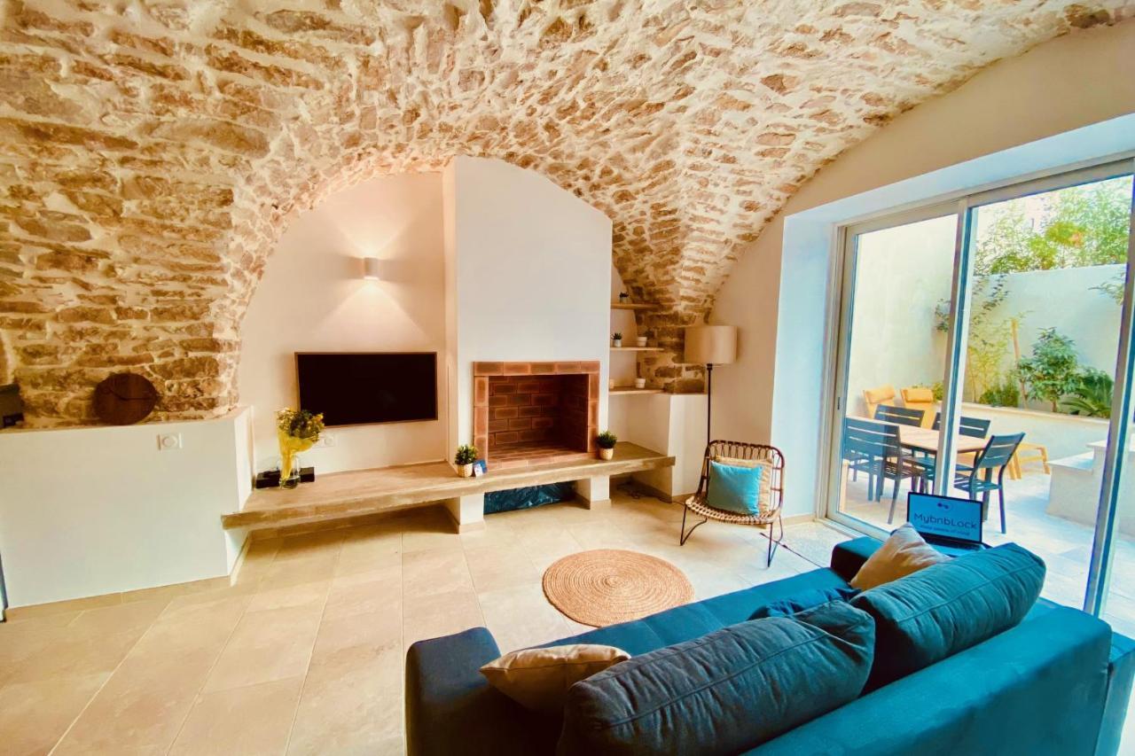 فيلا نيمفي La Terra Nostra - Townhouse - Swimming Pool المظهر الخارجي الصورة
