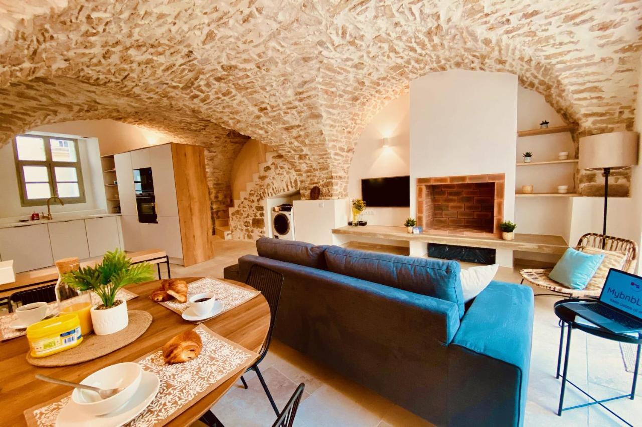 فيلا نيمفي La Terra Nostra - Townhouse - Swimming Pool المظهر الخارجي الصورة